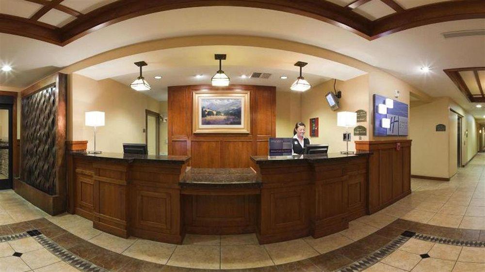 Holiday Inn Express Turlock By Ihg Exterior foto
